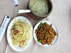 -美食村花园餐厅