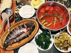 -老凯里苗岭酸汤鱼酸汤牛肉(百里杜鹃路店)