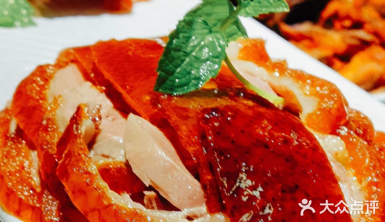 来吃一口酥烤鸭