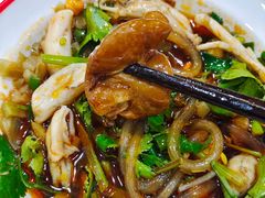 -烧哥美蛙肥肠鱼火锅·十五年社区店