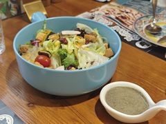 -米德维奇俄式西餐厅(西六道街店)