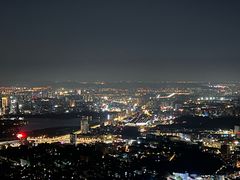 -紫金山山顶公园