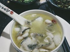 -周渝食惦酸菜鱼(青浦店)