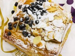 丹尼斯甜包香蕉味-老佛爷饼店