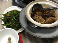 -新峰肉骨茶