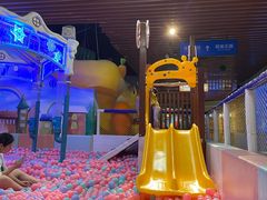 -绿色星球动物主题公园