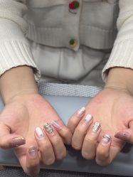 -九画美甲