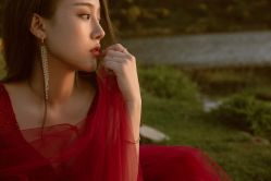 -挪娅婚纱摄影皇家会所