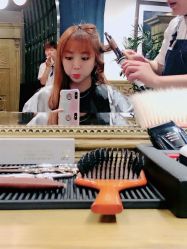 -TWOFACE 双面理发馆