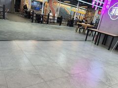 -观音桥步行街