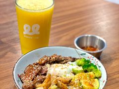 -POKEE VIA&Brunch·维娅(重庆来福士店)