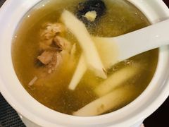-亚龙湾老厨房·海南家常味