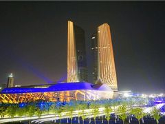-南京眼步行桥