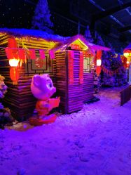 -圣名游乐城冰雪大世界