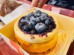 蓝莓巴斯克芝士蛋糕-OUR Bakery(三里屯太古里店)