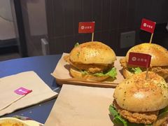 -必胜客(东西湖万达店)