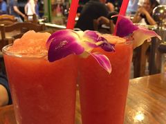 -J Daeng Seafood