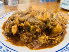 红烧牛尾-聚发号清真菜馆