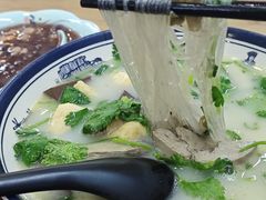 -鸭小妹鸭血粉丝(老门东店)