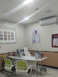 -苗医生专业祛痘·皮肤管理