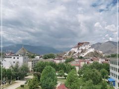 -平措康桑·和牛自助观景餐厅(布达拉宫店)
