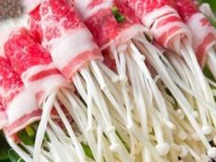 培根金针菇-鸿记煌三汁焖锅