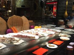 -四海一家自助餐(益田假日广场店)