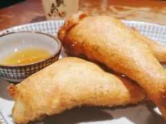 苔香小黄鱼-蟹黄鱼·深夜面馆(巨鹿路店)