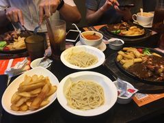 -维园港式茶餐厅(龙岗盛平店)