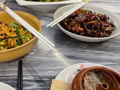 -蔼若春.传承三十年云南菜(金碧公园店)