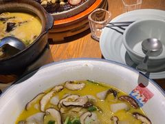 -蜜桃餐厅·伴山(湖滨商业街店)