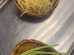 -五里关火锅(上海鑫耀·光环Live店)