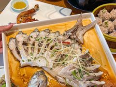 -莲餐厅·湖北菜·潜江小龙虾店(愚园路店)