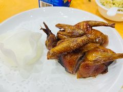 -鹏城人家海鲜酒家·23年老字号(较场尾店)