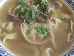 -十二忠手拉面(五福店)