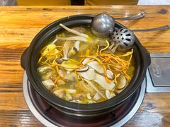 -菌之家·专业纯野生菌火锅·特色炒菌