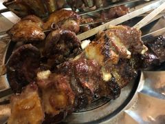 -烤肉小伙烤肉店