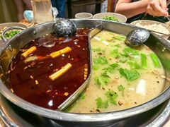 -肖肖酸萝卜鱼火锅(总店)
