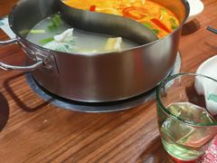 -樾餐厅泰式海鲜火锅(民歌湖店)
