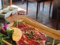 -梦山水日本烧肉(五四广场店)