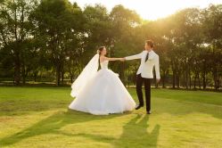 -雅云婚纱摄影工作室旗舰店