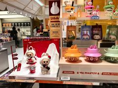 -泡泡玛特POPMART(蓝色港湾店)