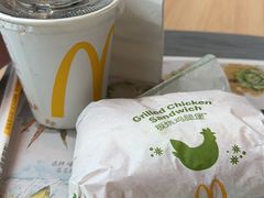 -麦当劳(三亚凤凰机场店)