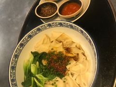 -秦唐一号西安菜馆(钟楼店)