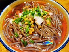 -野山舂·贵州现舂酸汤火锅(鸿通城店)