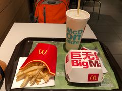 巨无霸套餐-麦当劳(禄口机场T2航站楼)