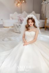 -艾米丽婚纱礼服
