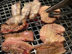 -肉魁屋·烧肉·烧鸟·酒场(高新店)