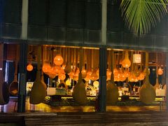 门面-半山半岛洲际度假酒店-沙滩吧