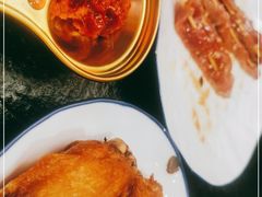 -何妹湿辣牛肉·粤式烧烤砂煲(桂雅路店)